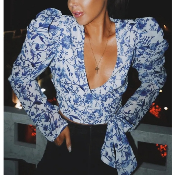 In the Style Tops - Blue Floral Wrap Top - Lorna Luxe x In the Style